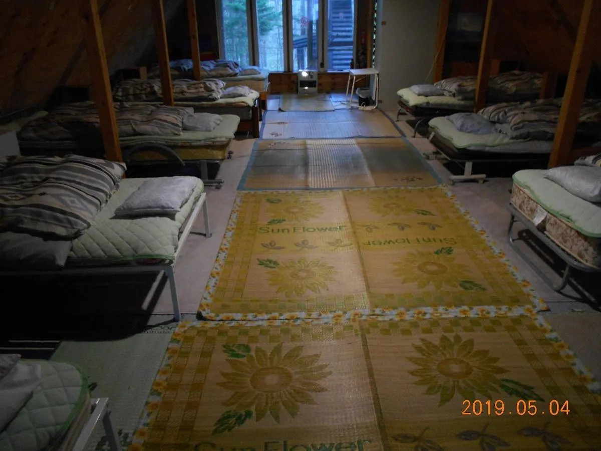 Log Yukari Guest House Furano