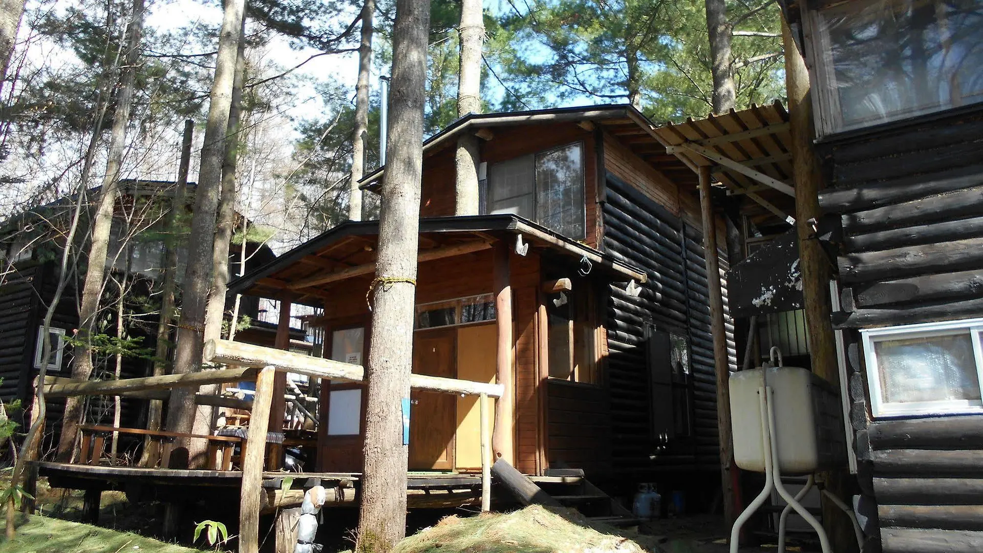Log Yukari Guest House Furano Japan