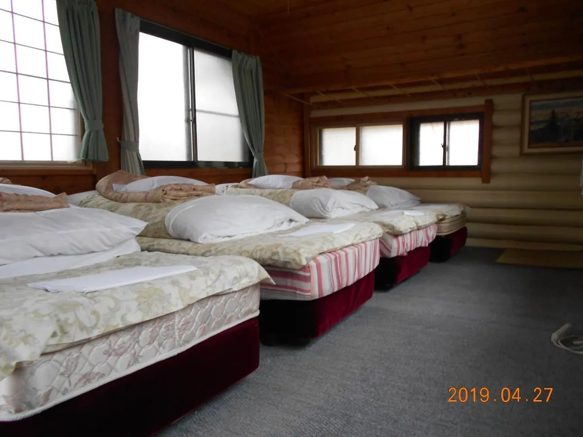 Log Yukari Guest House Furano